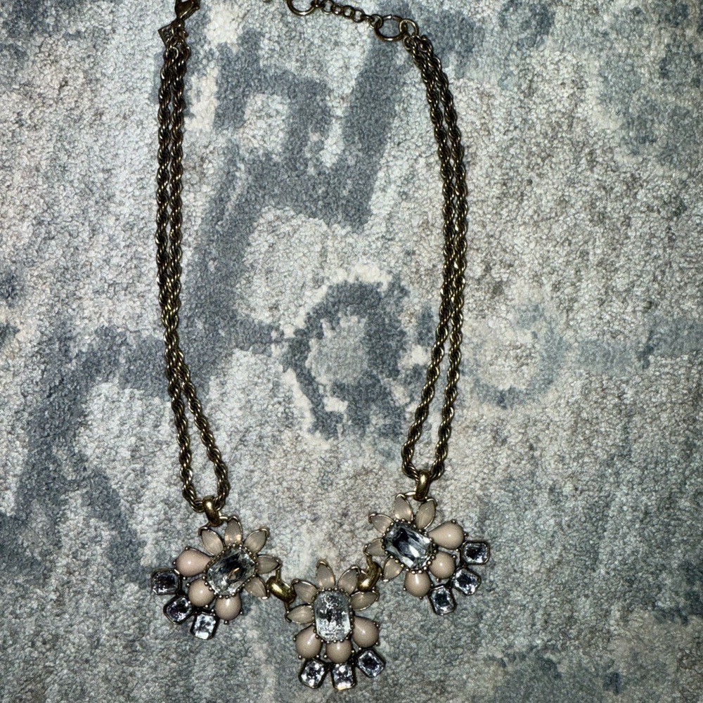 Elegant Gold and Silver Floral Necklace